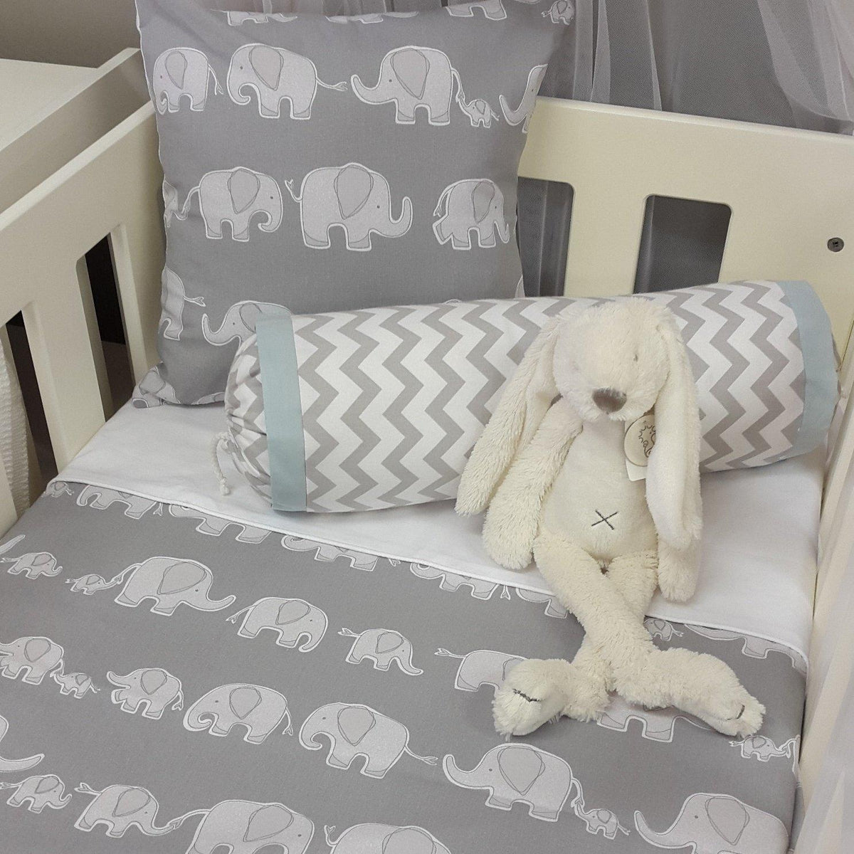 Grey elephant nursery bedding cheap